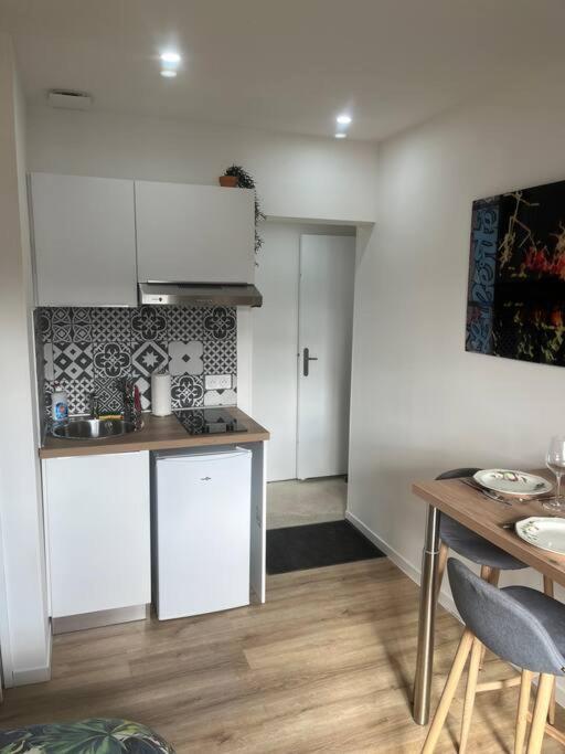 Verdi Studio Cosy Au Calme Parking Gratuit Chasse-sur-Rhône Exteriér fotografie